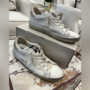 Golden Goose Superstar Snaeker Size 40